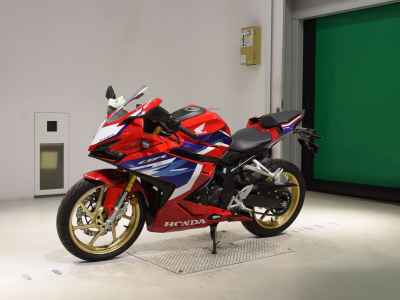 Honda CBR250RR 2023