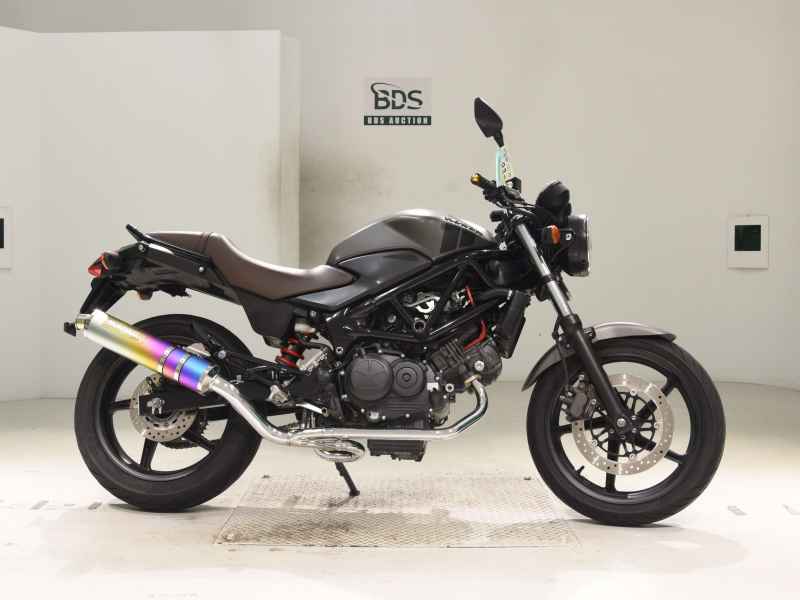 Honda VTR250 2017