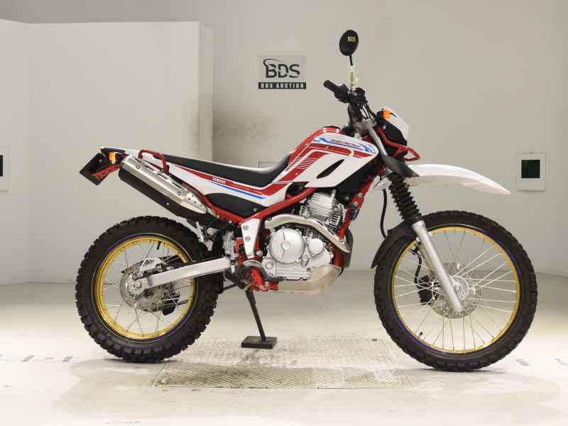 Yamaha XT250 Serow 2020
