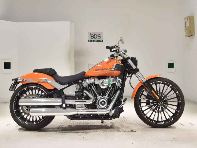 Harley-Davidson Breakout FXBR1920 2024