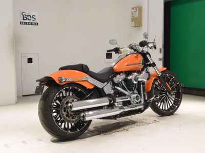 Harley-Davidson Breakout FXBR1920 2024