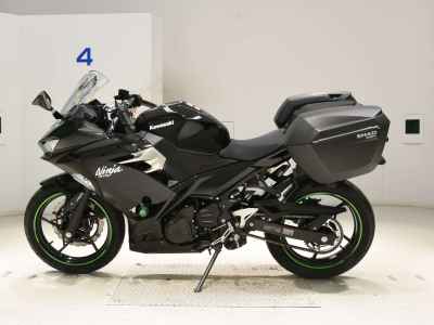 Kawasaki Ninja 400 2021