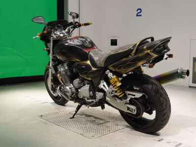 Yamaha XJR1300 2007