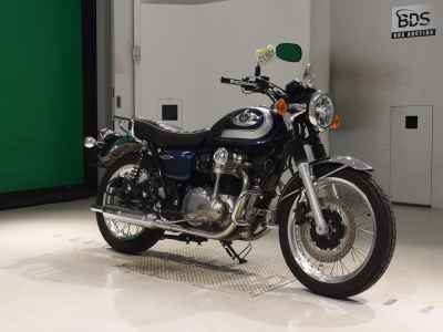 Kawasaki W800 2021