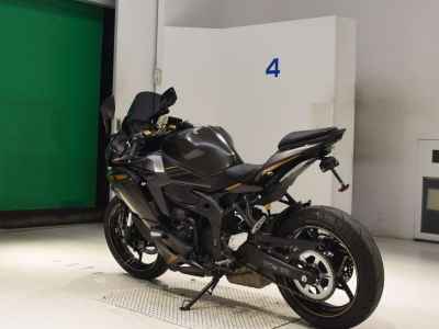 Kawasaki Ninja ZX-25R KRT Edition 2022