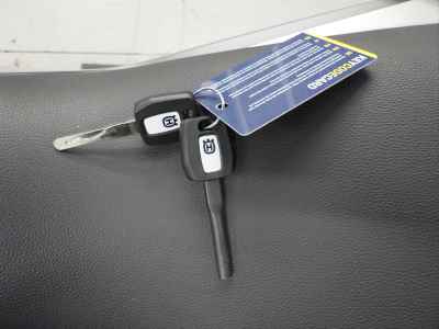 Husqvarna Svartpilen 401 2021