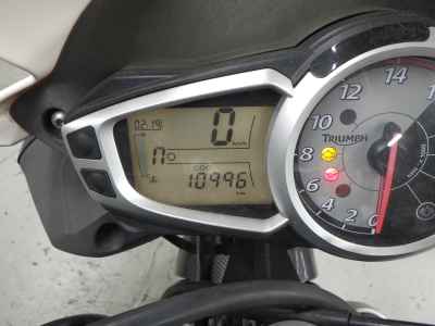 Triumph Street Triple R 2012