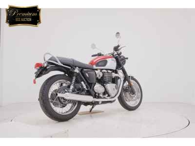 Triumph Bonneville T120 2021