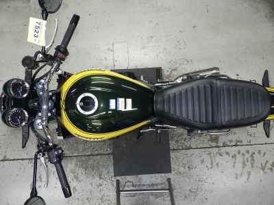 Kawasaki Z900RS 2025