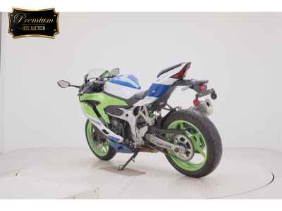 Kawasaki Ninja ZX-4RR 2024