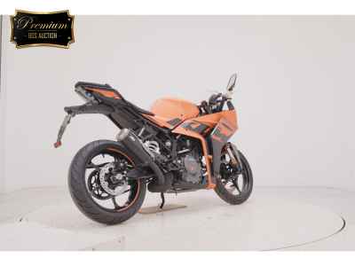 KTM RC 390 2022