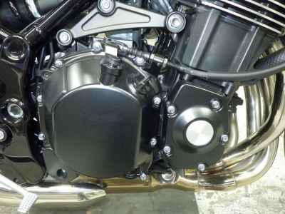 Kawasaki Z900RS 2025