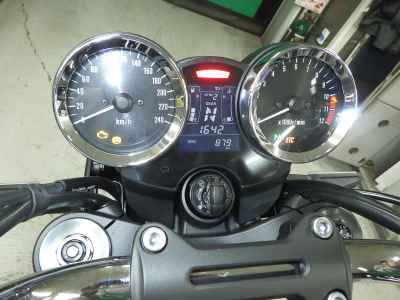 Kawasaki Z900RS 2025