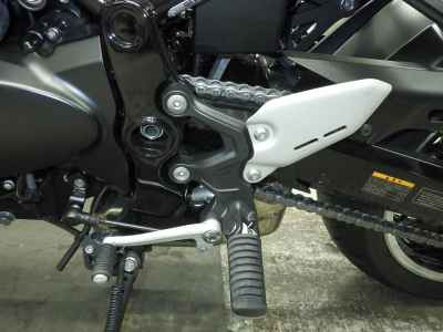 Kawasaki Z900RS 2025