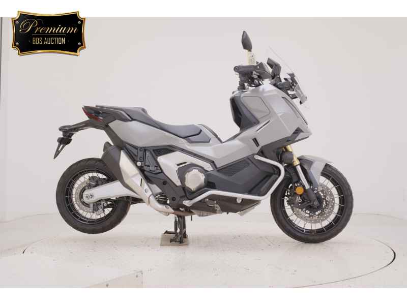 Honda X-Adv 750 2025