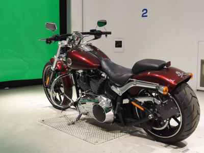 Harley-Davidson Breakout FXSB1580 2015