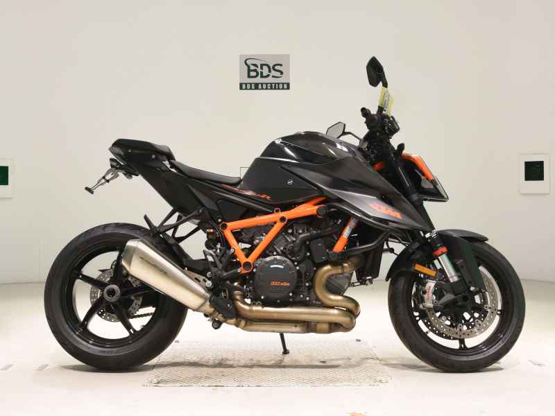KTM 1290 Super Duke R 2021