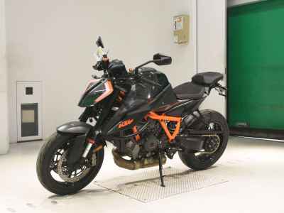KTM 1290 Super Duke R 2021