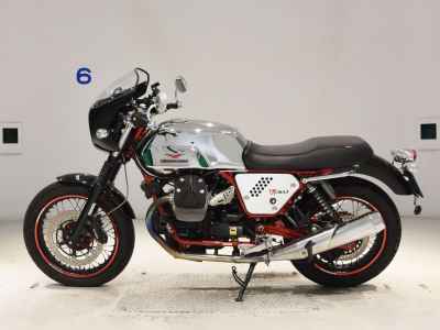 Moto Guzzi V7 Racer 2014