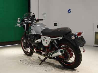 Moto Guzzi V7 Racer 2014