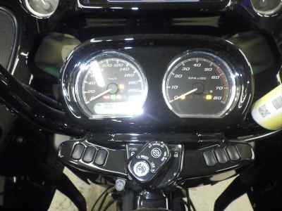 Harley-Davidson Softail FXDRS1870 2021