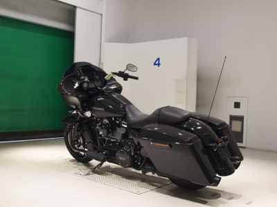 Harley-Davidson Softail FXDRS1870 2021