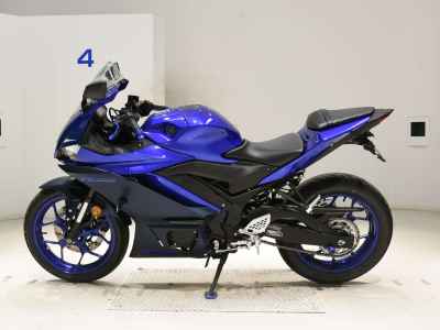 Yamaha YZF-R25 2022