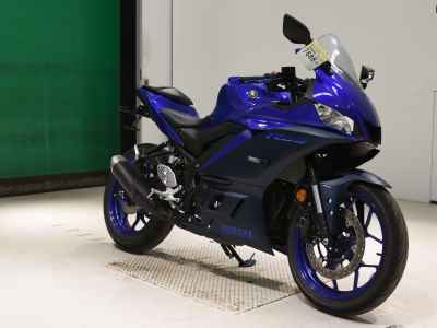 Yamaha YZF-R25 2022