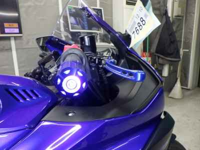 Yamaha YZF-R25 2022