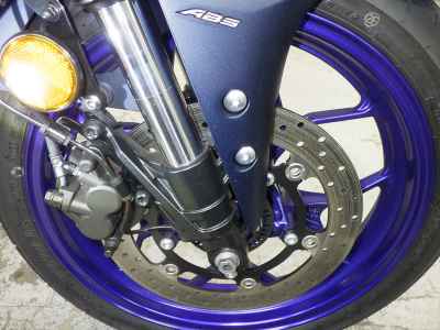 Yamaha YZF-R25 2022