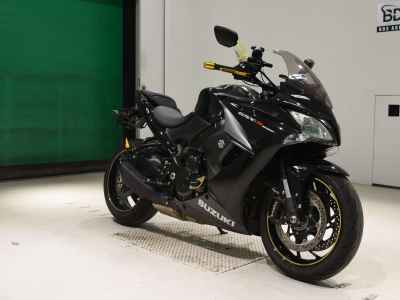 Suzuki GSX-S1000F 2021