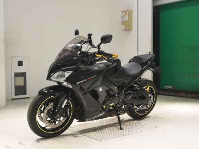 Suzuki GSX-S1000F 2021