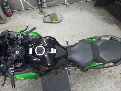Kawasaki Ninja H2 SX 2025