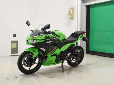Kawasaki Ninja 400 2022