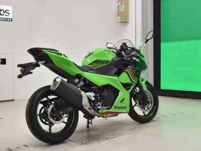 Kawasaki Ninja 400 2022