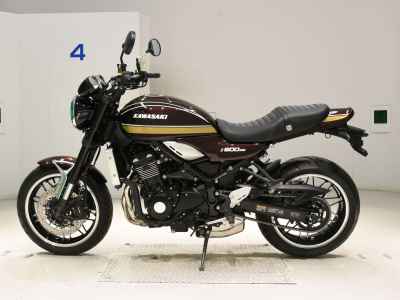 Kawasaki Z900RS 2024