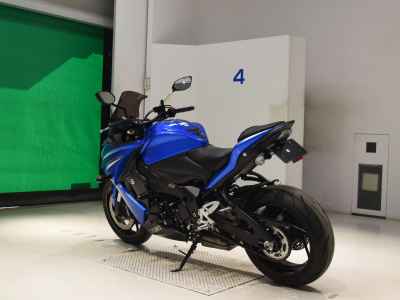 Suzuki GSX-S1000F 2015