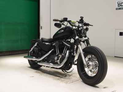 Harley-Davidson Sportster Custom XL1200C 2013