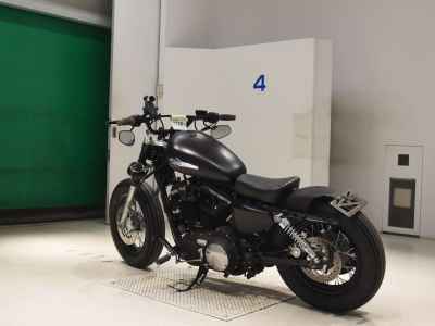 Harley-Davidson Sportster Custom XL1200C 2013