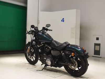 Harley-Davidson Sportster Iron XL883N 2021