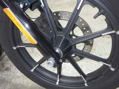 Harley-Davidson Sportster Iron XL883N 2021