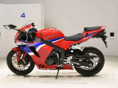 Honda CBR600RR 2024