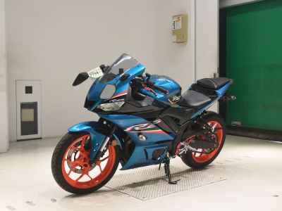 Yamaha YZF-R25 2021