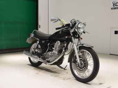 Yamaha SR400 2017