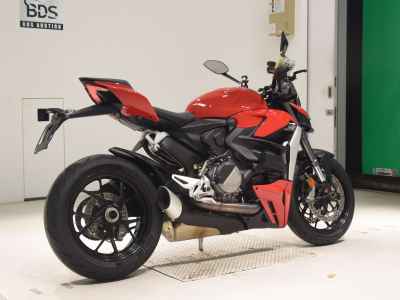 Ducati Streetfighter V2 2022