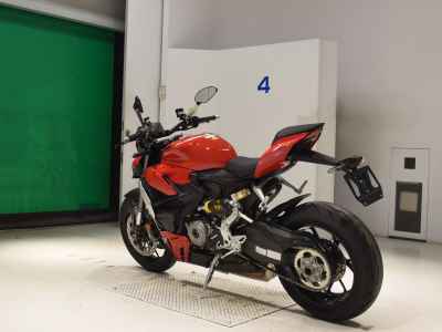 Ducati Streetfighter V2 2022