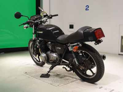 Kawasaki KZ750 2024