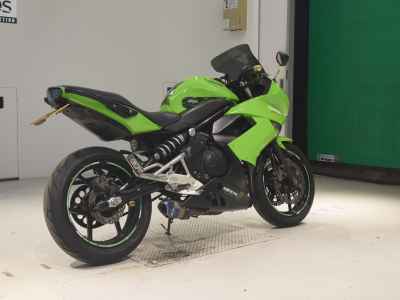 Kawasaki Ninja 400R 2011