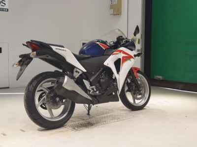 Honda CBR250R 2011