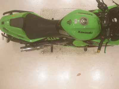 Kawasaki Ninja 400R 2012